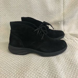 Merrell LaceUp Black Suede Chukkas